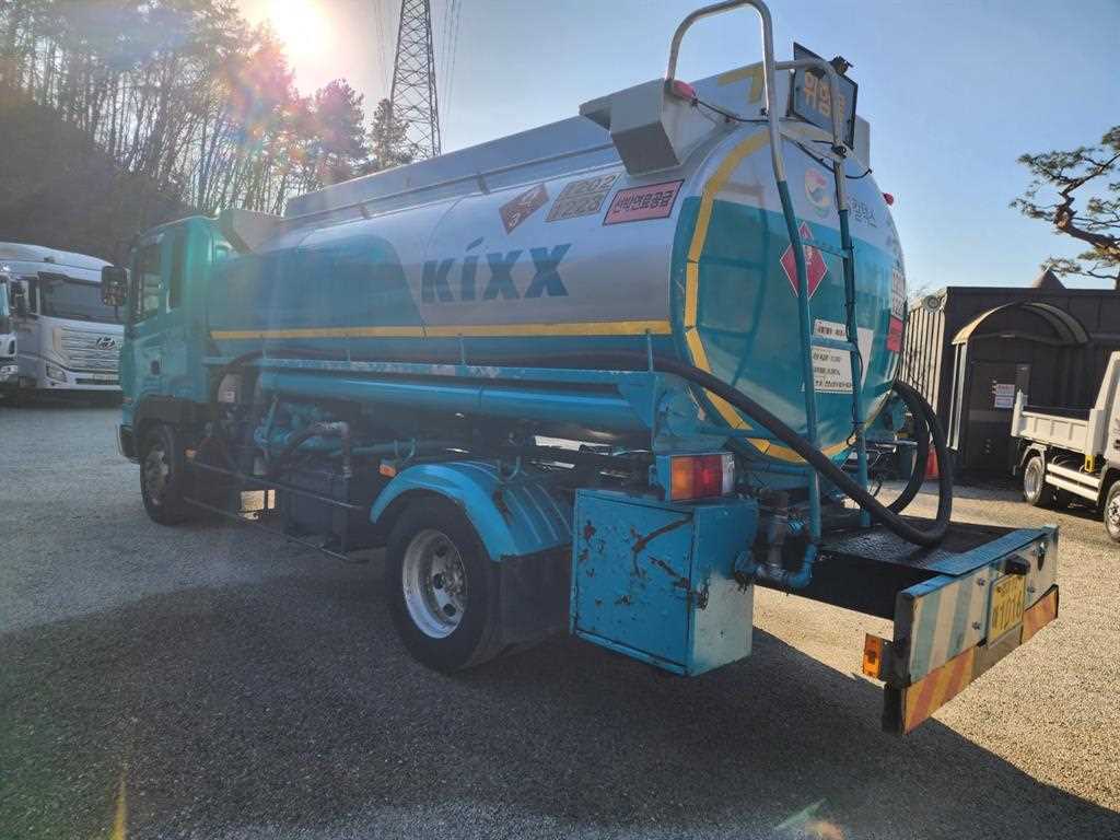 현대 탱크로리 메가트럭 수동 5