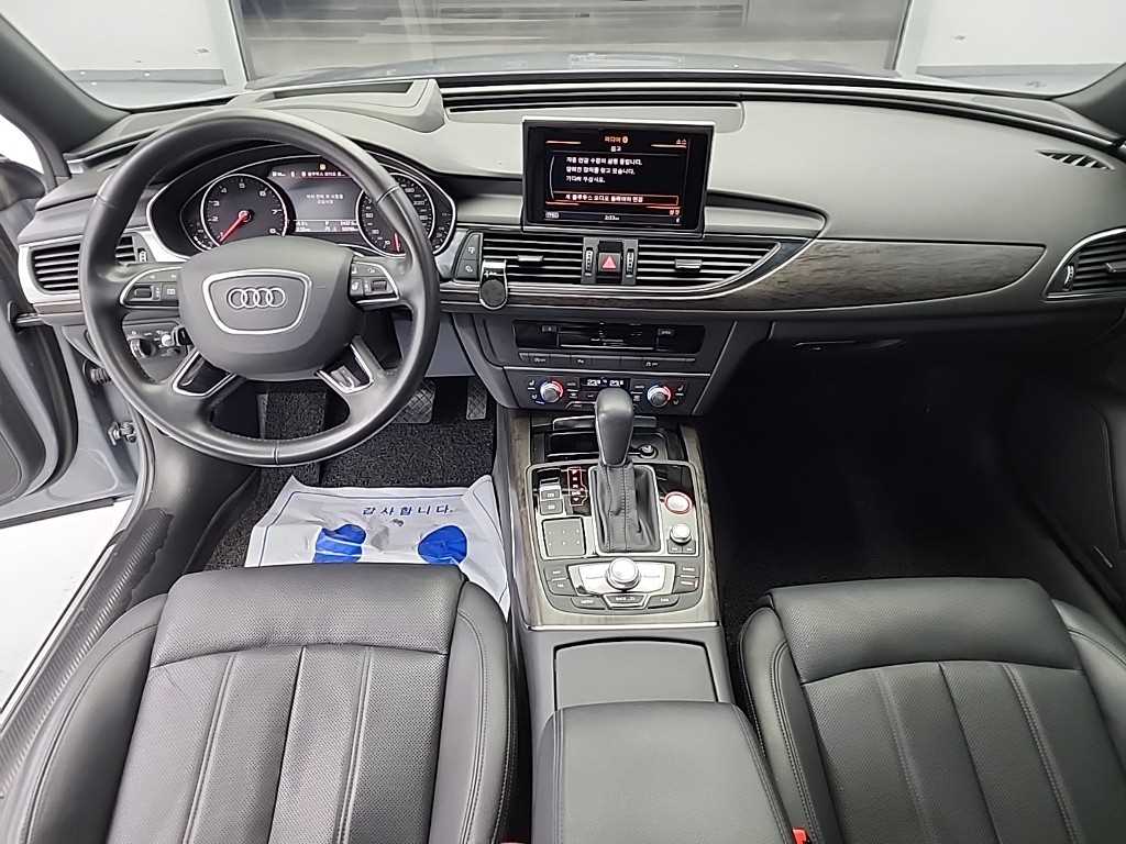 Audi A6 40 TFSI Premium 8