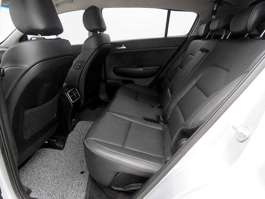 Kia Sportage 2.0 Diesel 2WD Prestige 8