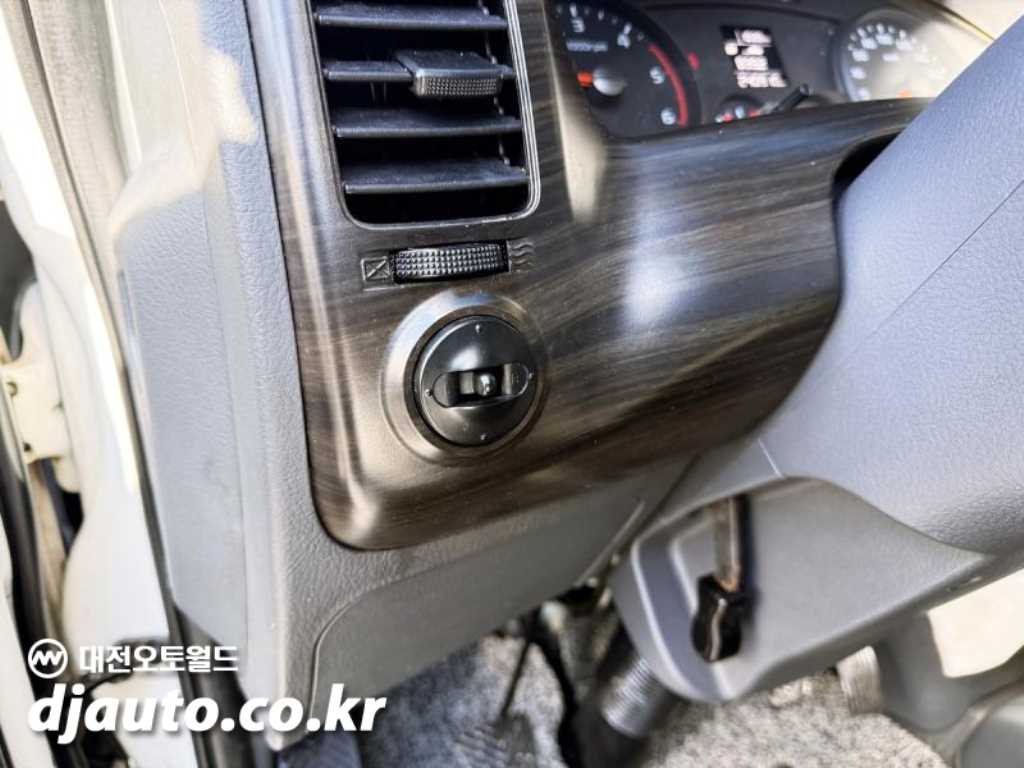 기아 봉고3 1톤 냉동탑 킹캡 장축 9