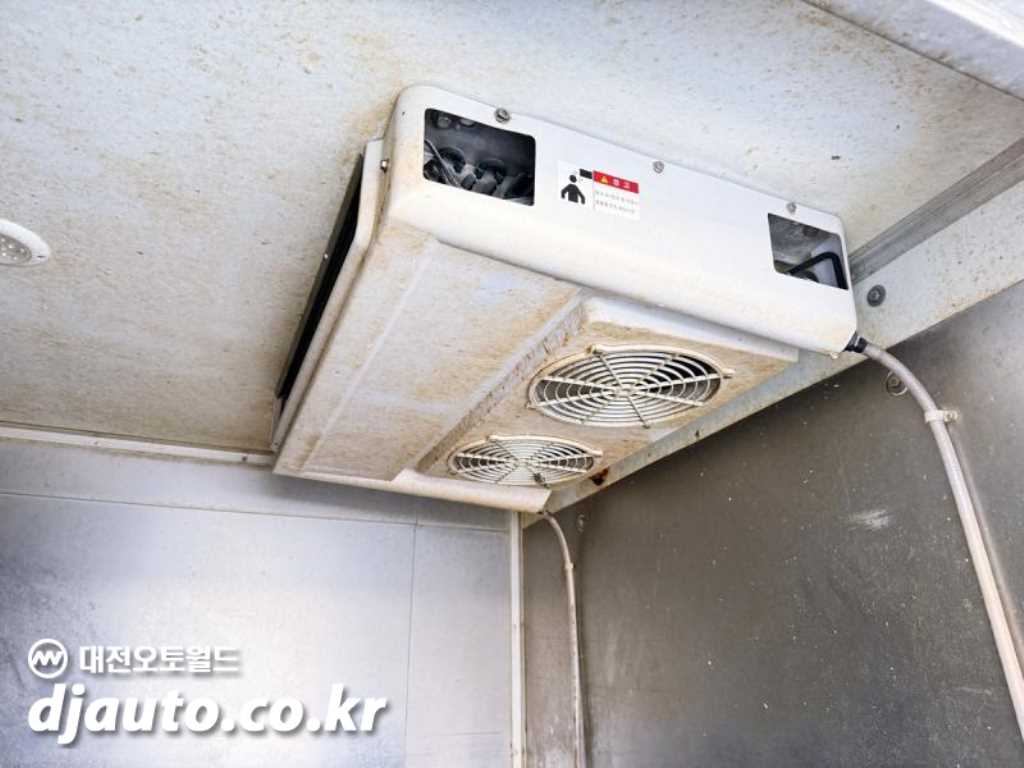 기아 봉고3 1톤 냉동탑 킹캡 장축 16