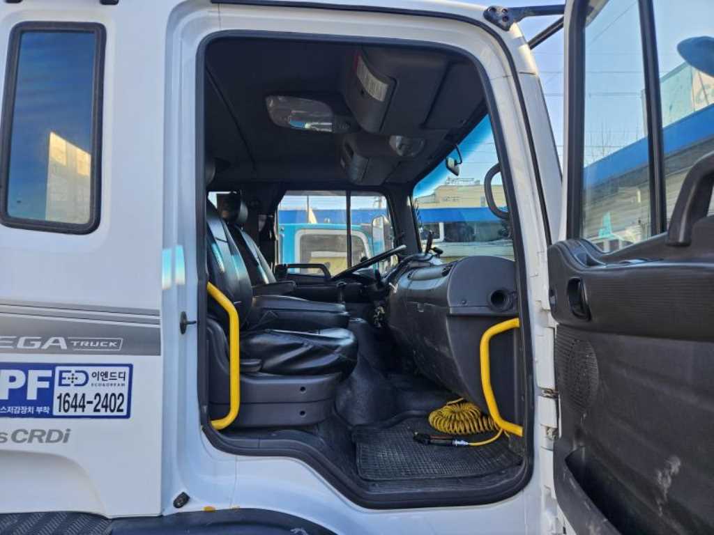 현대 메가트럭 단바리 카고 5톤 수동 10