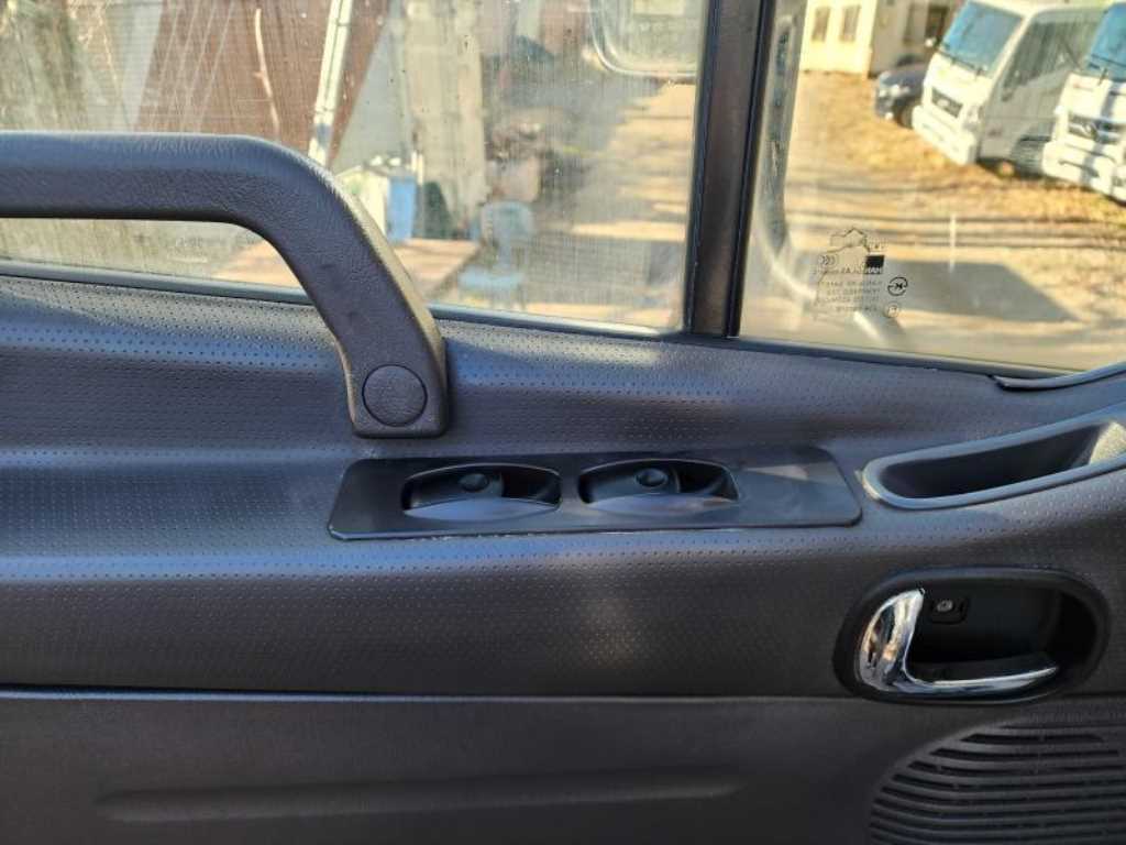 현대 메가트럭 단바리 카고 5톤 수동 11