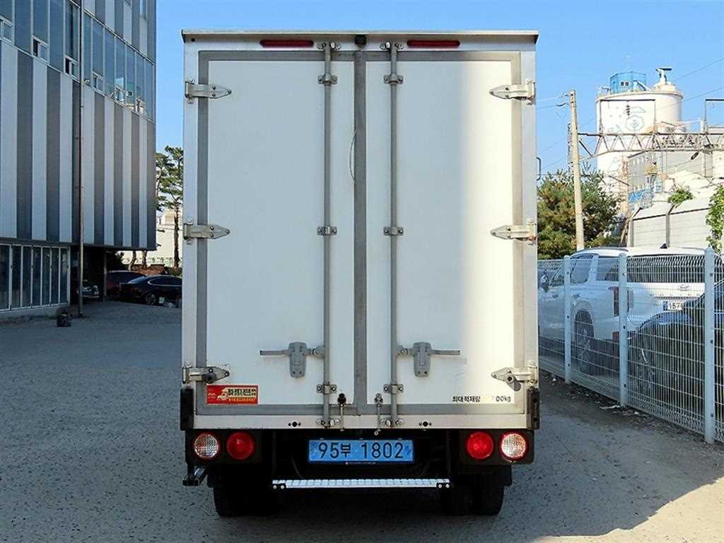 기아 봉고3 1톤 표준탑 전기 3