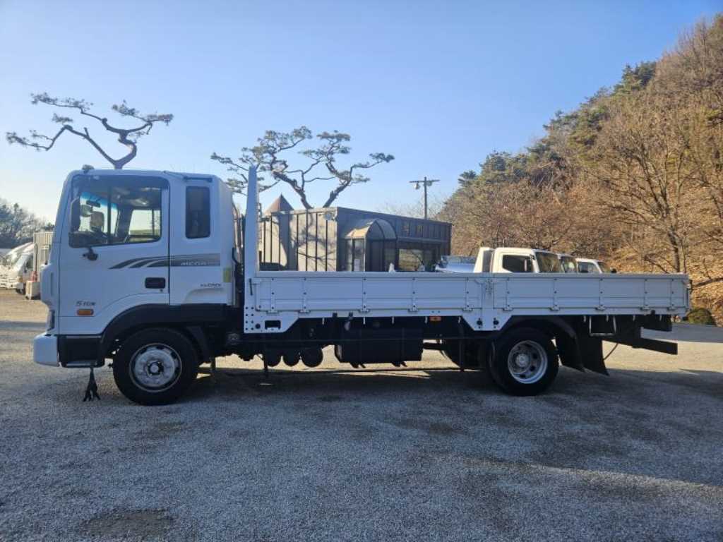 현대 메가트럭 단바리 카고 5톤 수동 3