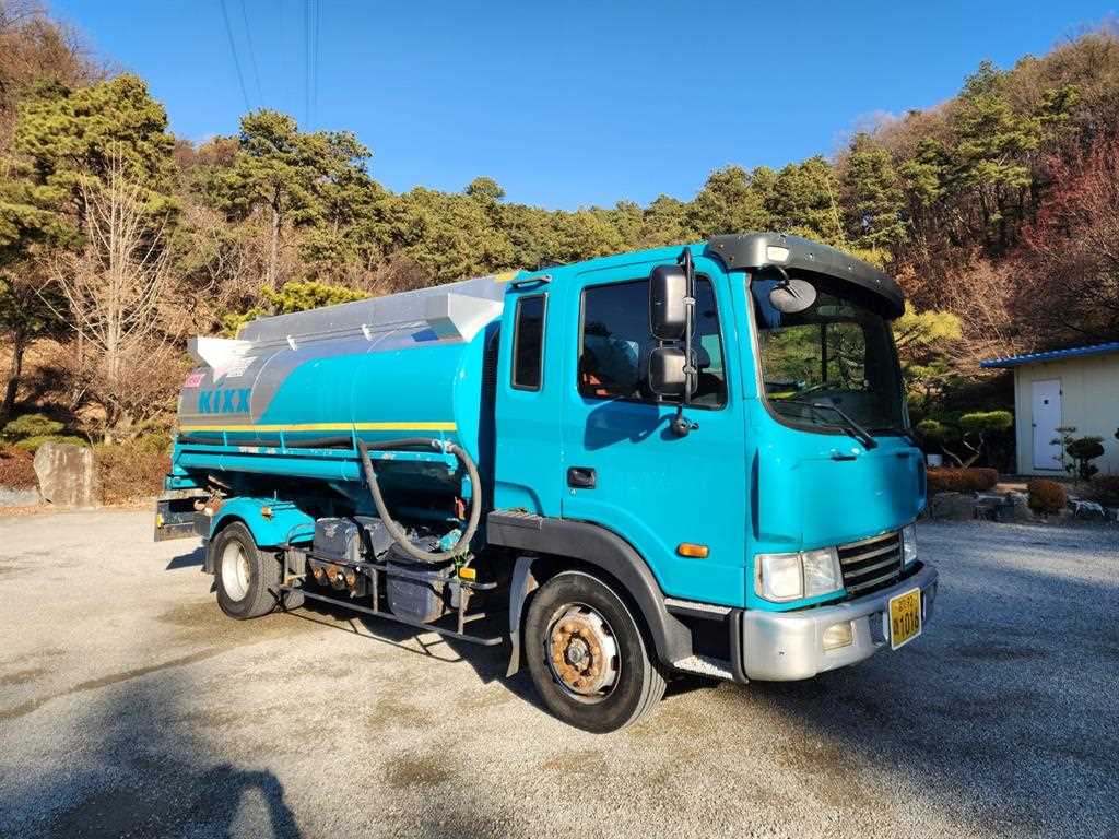 현대 탱크로리 메가트럭 수동 2