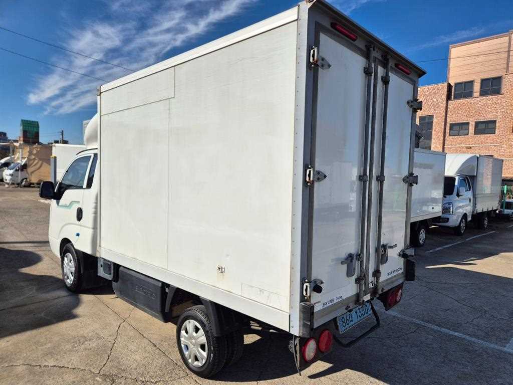 기아 봉고3 1톤 표준탑 전기 3