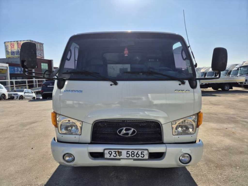 현대 이마이티 3.5톤 카고 슈퍼캡 1