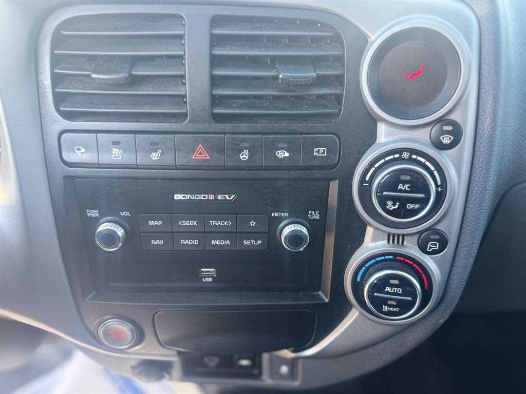 기아 봉고3 1톤 표준탑 전기 9