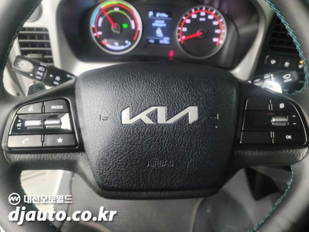 기아 봉고3 1톤 저상탑 전기 10