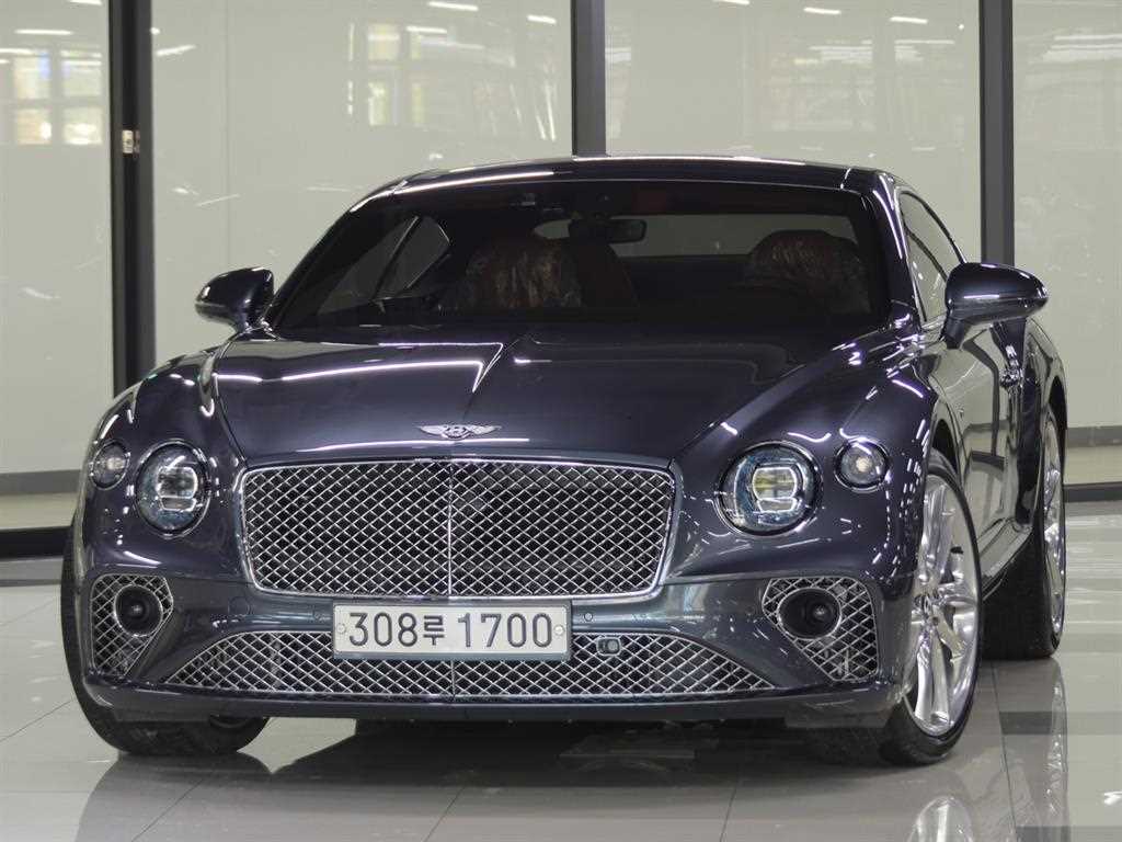컨티넨탈 GT 3세대 4.0 V8 GT 2020년식