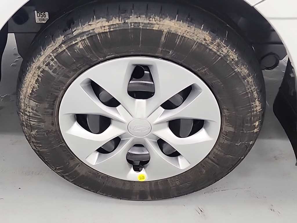 현대 포터2 1톤 카고 LPG 17