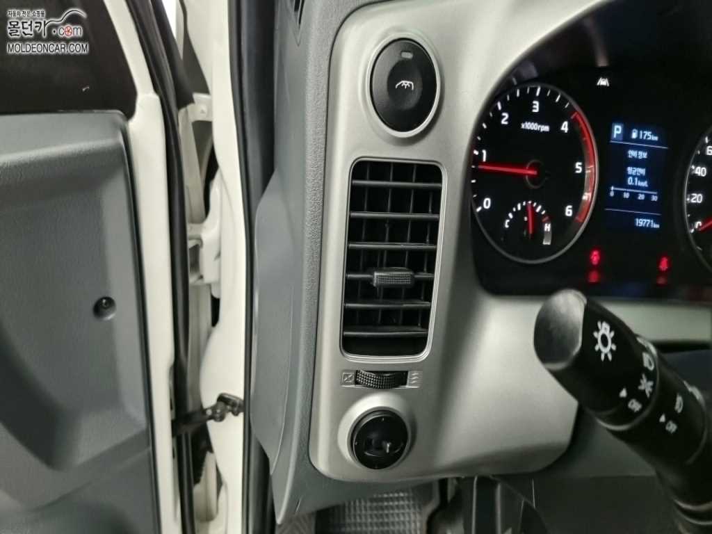 기아 봉고3 1톤 표준탑 LPG 14