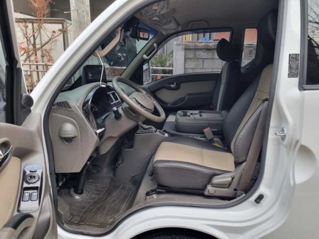 현대 포터2 1톤 윙바디 전기 8