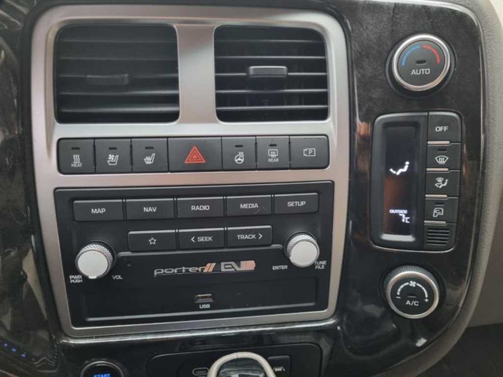 현대 포터2 1톤 윙바디 전기 13