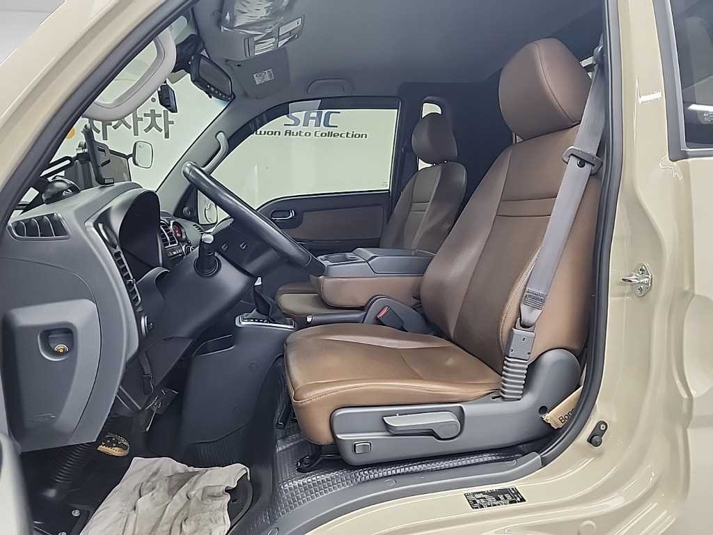 기아 봉고3 1.2톤 카고 LPG 9