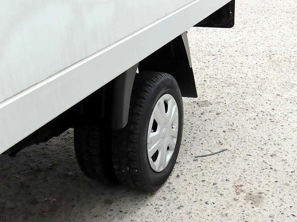 기아 봉고3 1톤 표준탑 LPG 18