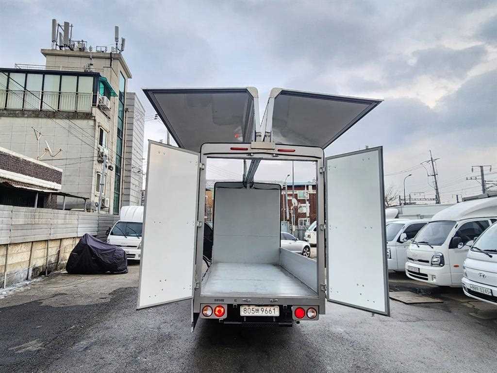 기아 봉고3 1톤 익스하이탑 LPG 10