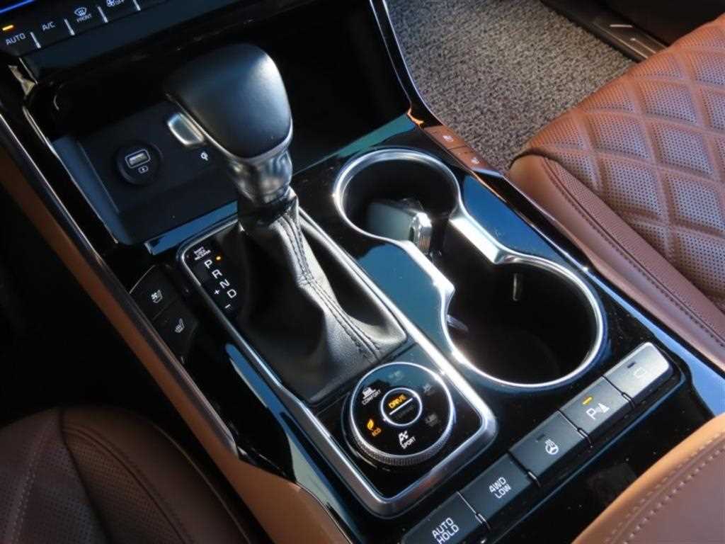 Kia Mohave 4WD Masters 7