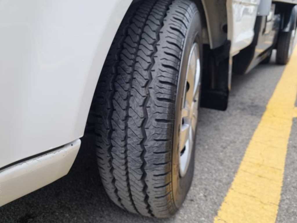 현대 포터2 1톤 윙바디 전기 18