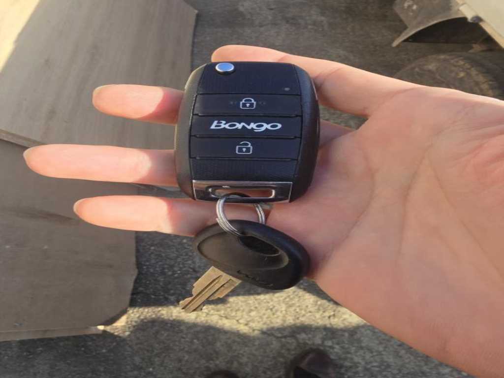 기아 봉고3 1톤 카고 18