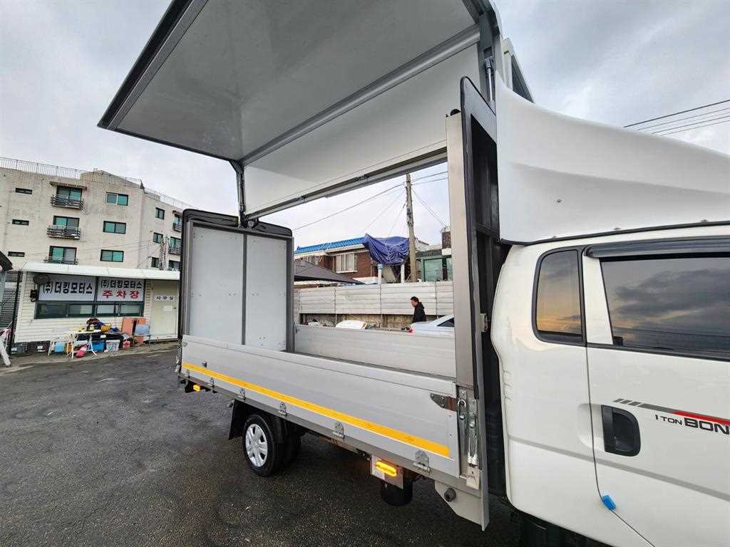 기아 봉고3 1톤 익스하이탑 LPG 12