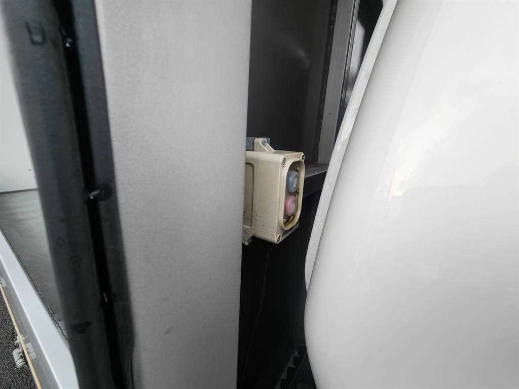 기아 봉고3 1톤 익스하이탑 LPG 13