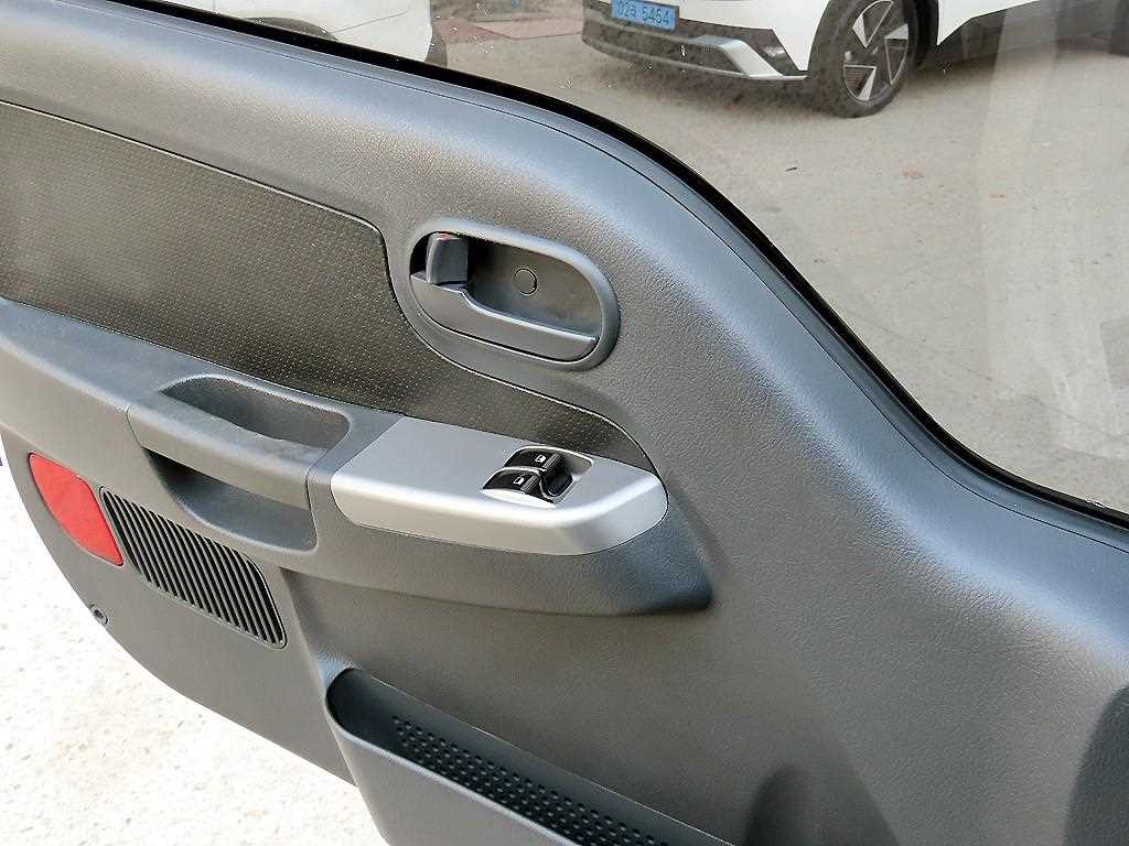 기아 봉고3 1톤 냉동탑 11