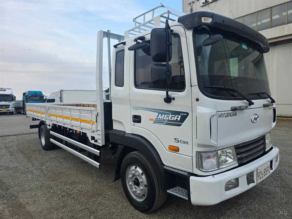 현대 메가트럭 270 단바리 카고 4.5톤 수동 2