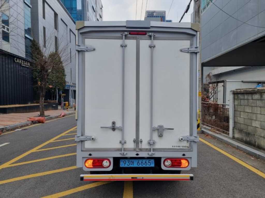 현대 포터2 1톤 윙바디 전기 4