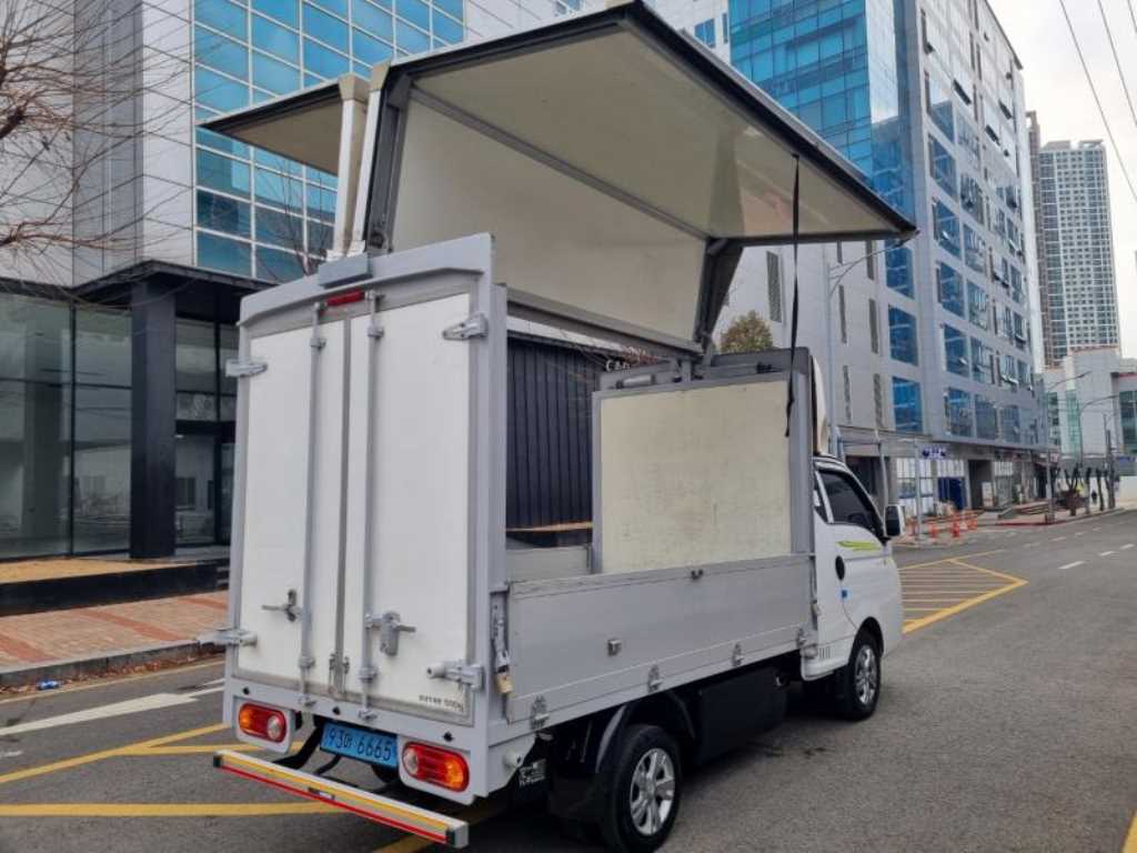 현대 포터2 1톤 윙바디 전기 7