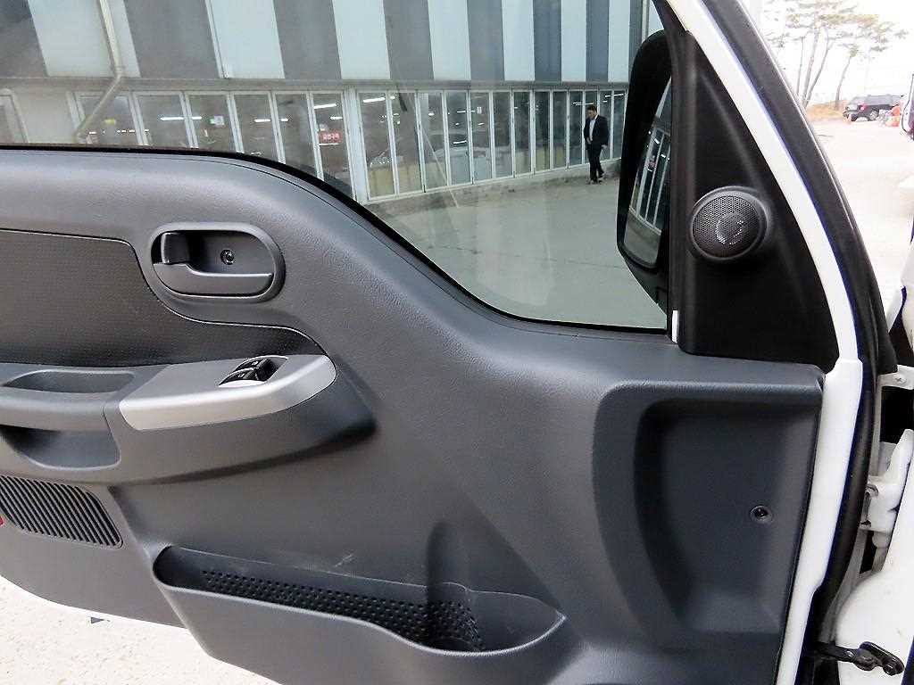 기아 봉고3 1톤 표준탑 LPG 11