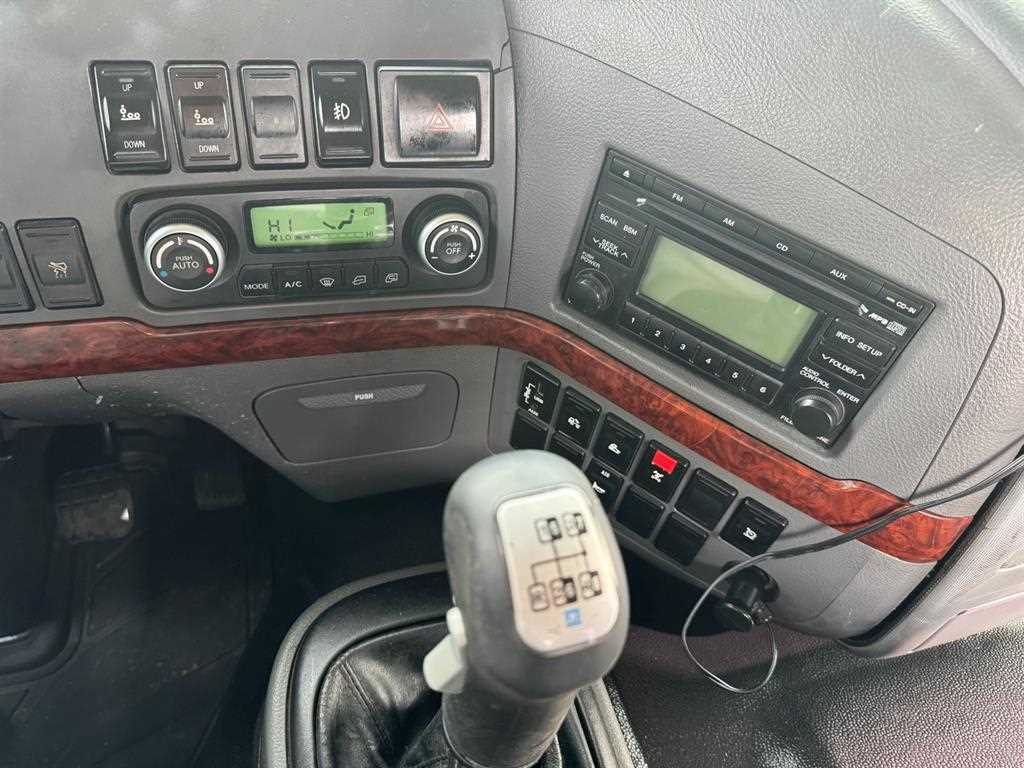 현대 트라고 암롤 25톤 수동 7