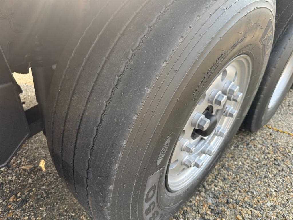 현대 트라고 암롤 25톤 수동 17