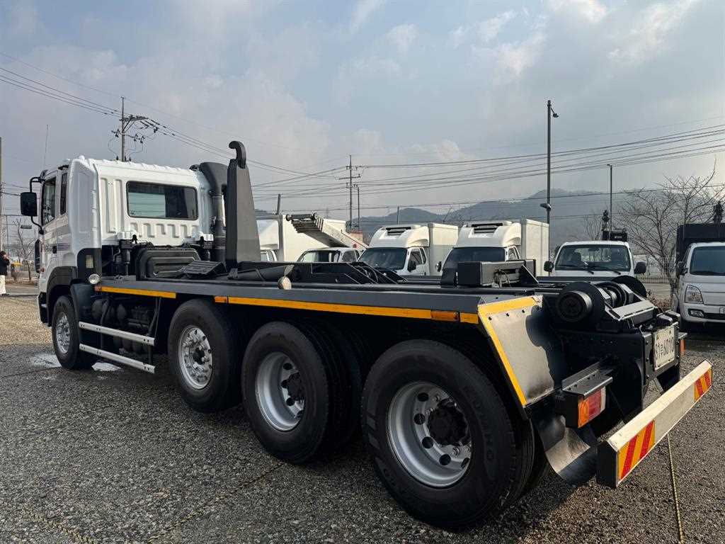 현대 트라고 암롤 25톤 수동 3