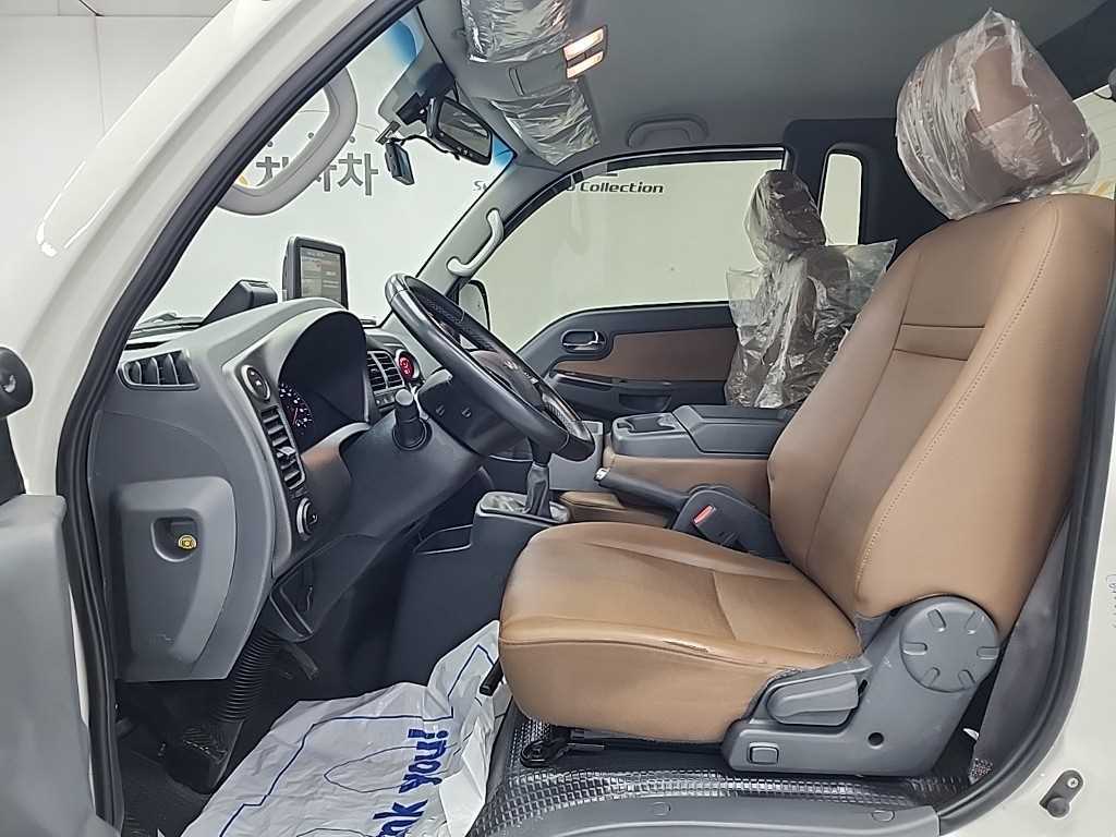 기아 봉고3 1톤 카고 LPG 9