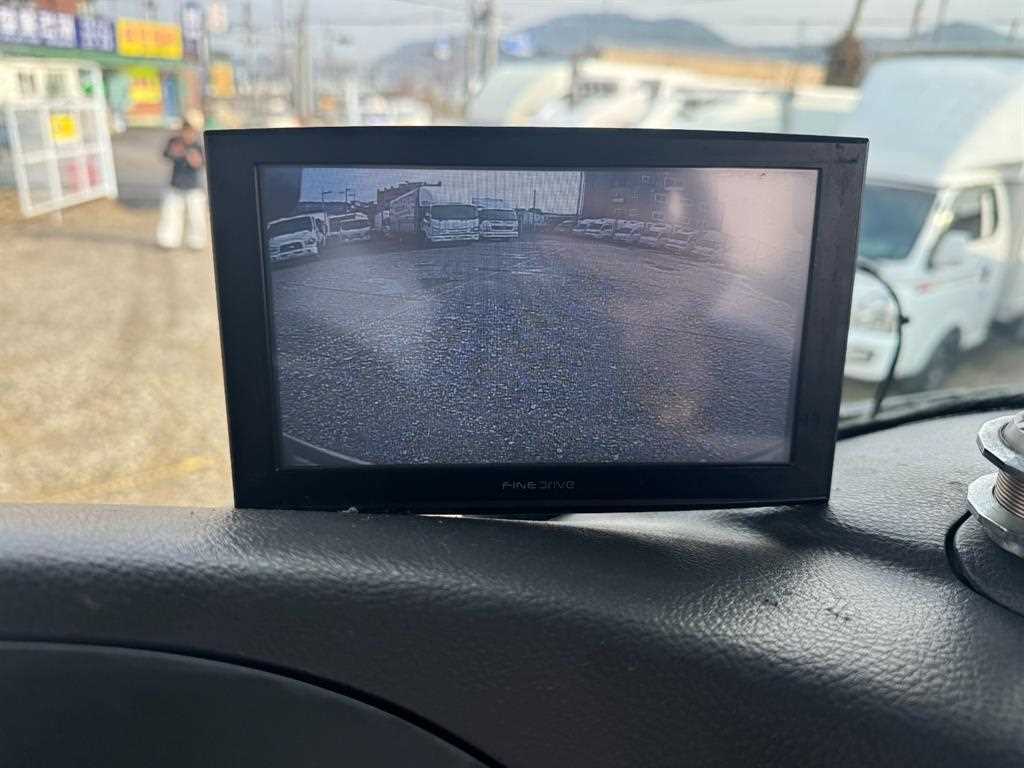 현대 트라고 암롤 25톤 수동 10