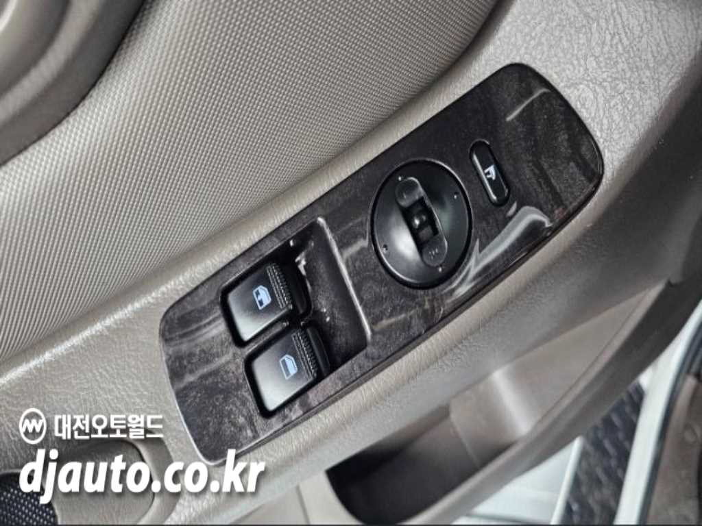 현대 포터2 1톤 카고 슈퍼캡 장축 LPG 12