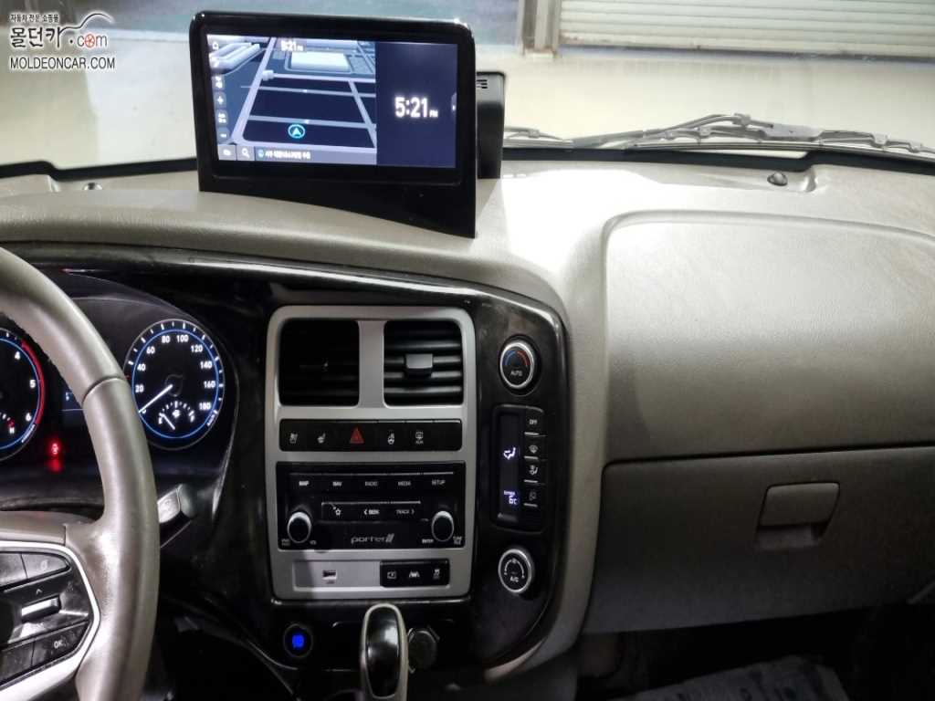 현대 포터2 1톤 카고 LPG 9