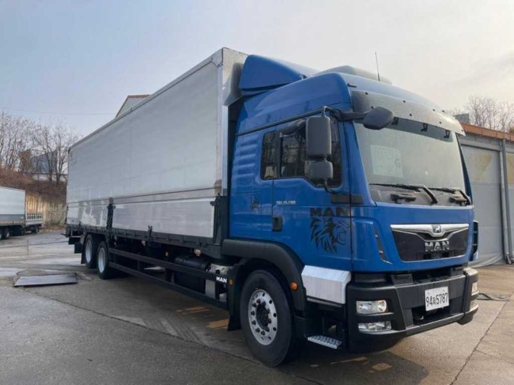 만 TGM 윙바디 6.5톤 오토 1