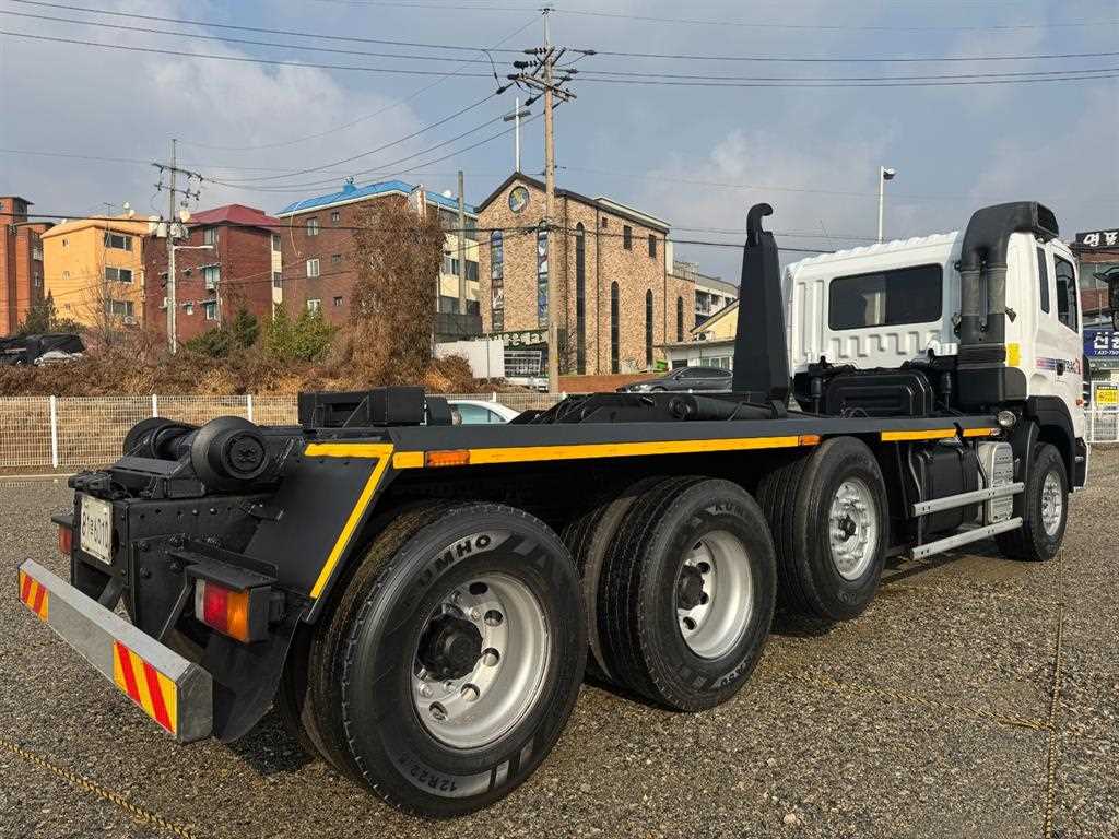 현대 트라고 암롤 25톤 수동 5