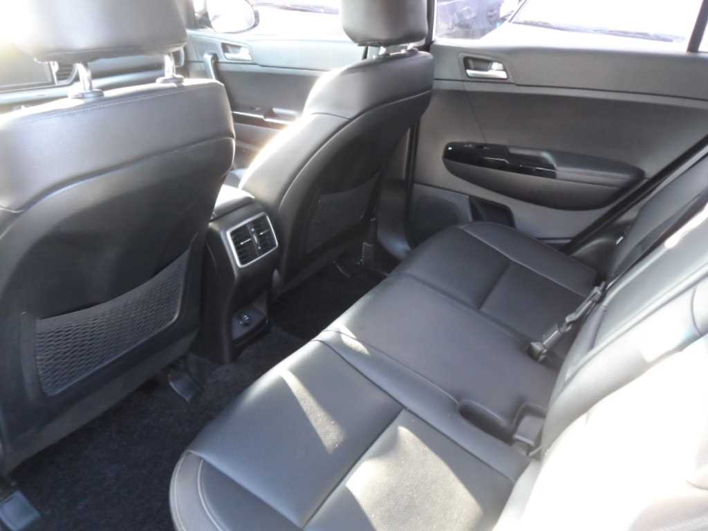 Kia Sportage Diesel 2.0 2WD Noblesse Plus 9