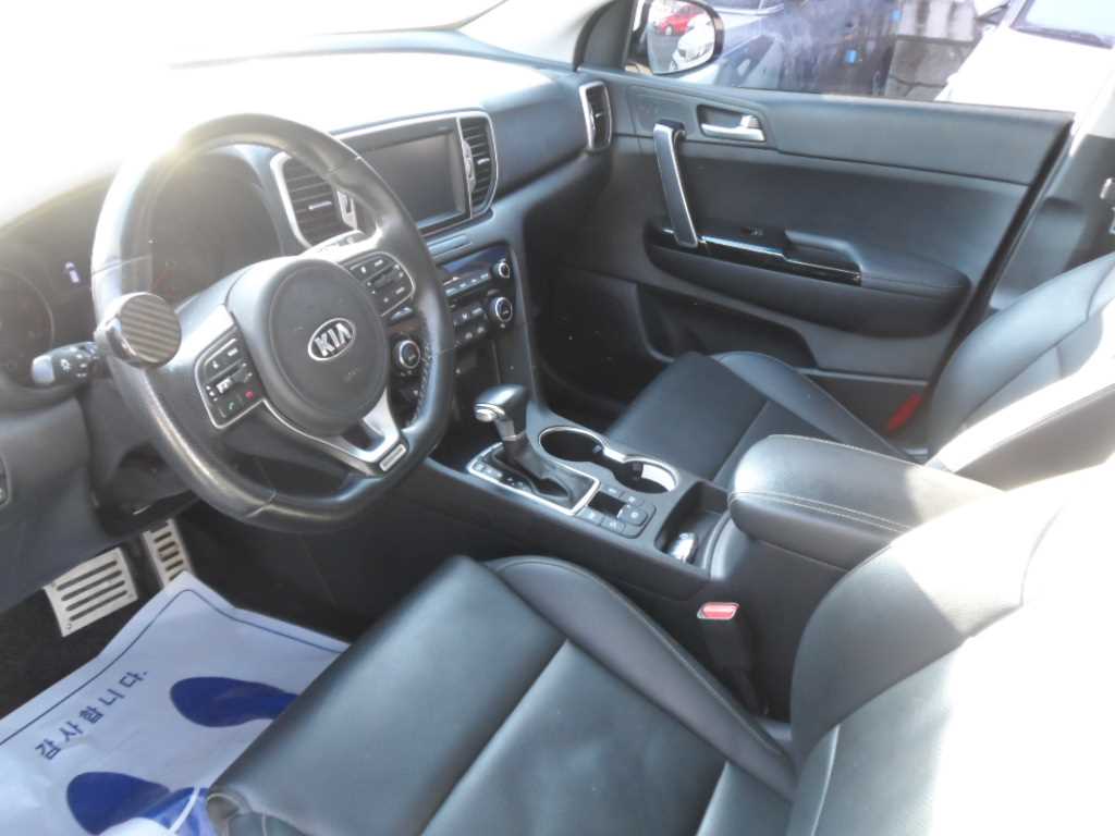 Kia Sportage Diesel 2.0 2WD Noblesse Plus 8