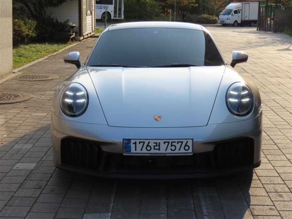 포르쉐 911 911(992) 카레라 GTS 기본형