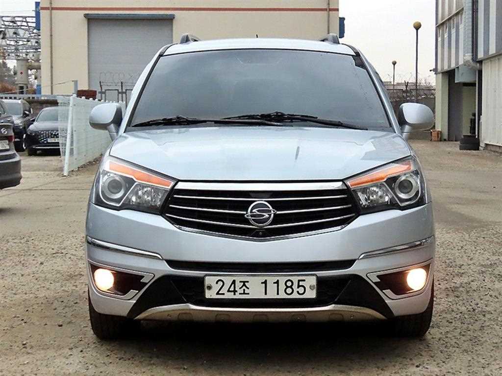 코란도투리스모 4WD TX 9인승 2017년식