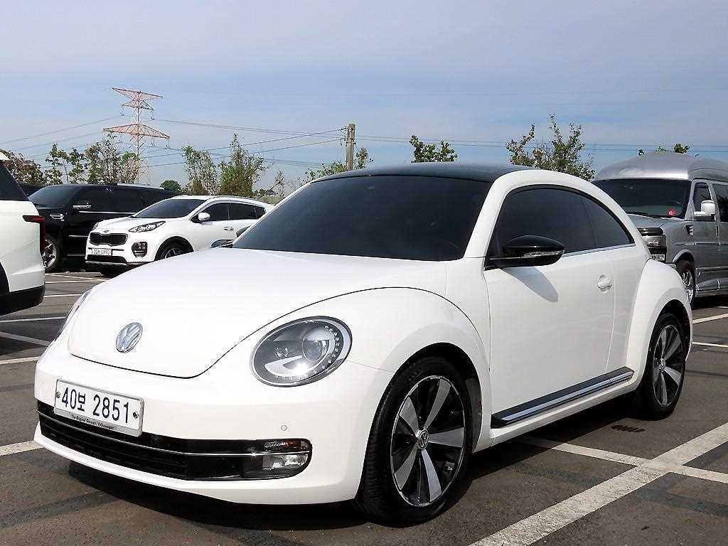Volkswagen Beetle 2.0 TDI Premium 2