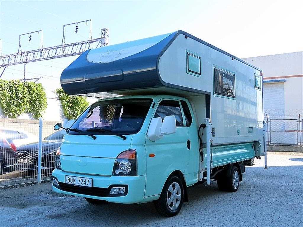 Hyundai Porter 1.0 Ton/ Super Cab/ Long Wheelbase/ CRDi 3