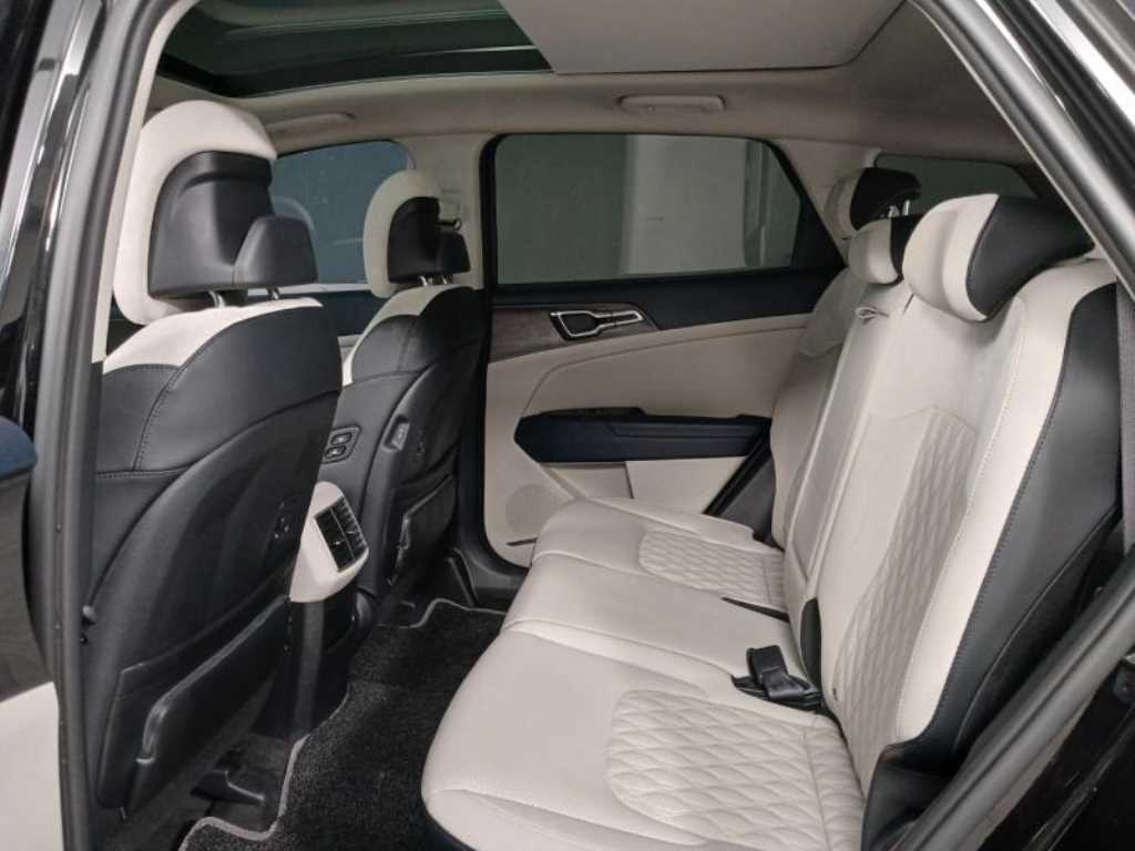 Kia Sportage 1.6 Gasoline 2WD Signature Gravity 9