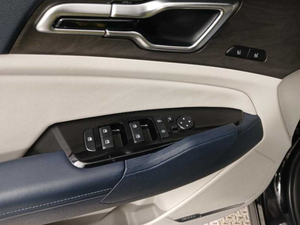 Kia Sportage 1.6 Gasoline 2WD Signature Gravity 10