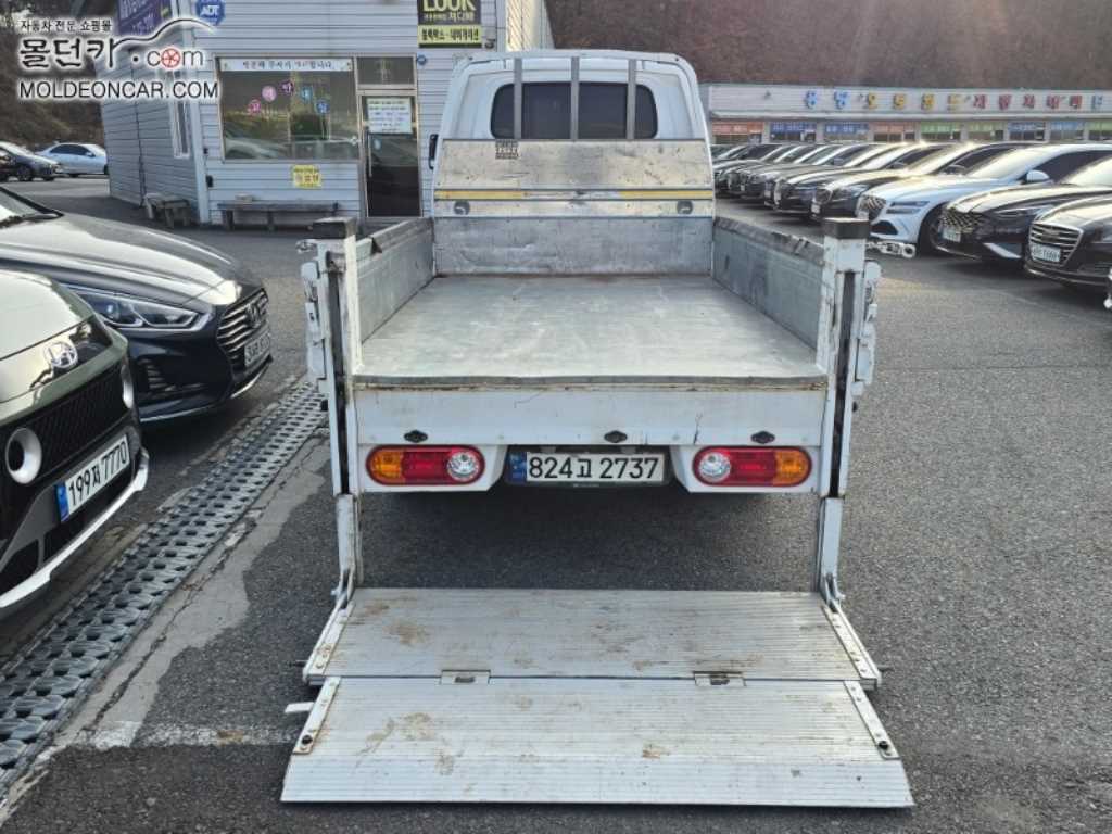 현대 포터2 1톤 카고 - 중고 트럭 매물 이미지